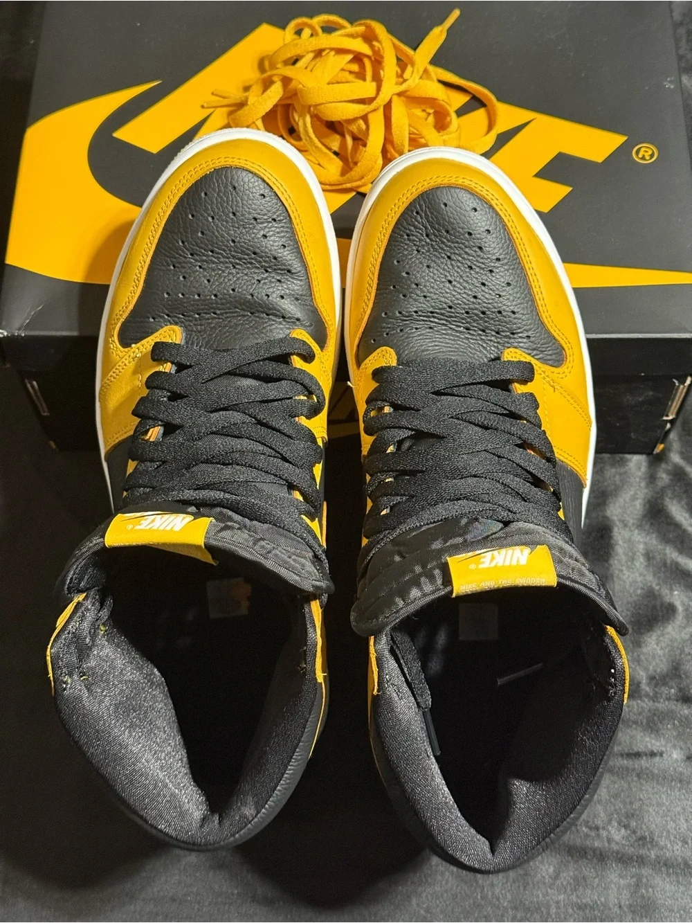 Men's Size 12 - Jordan 1 Retro High Pollen